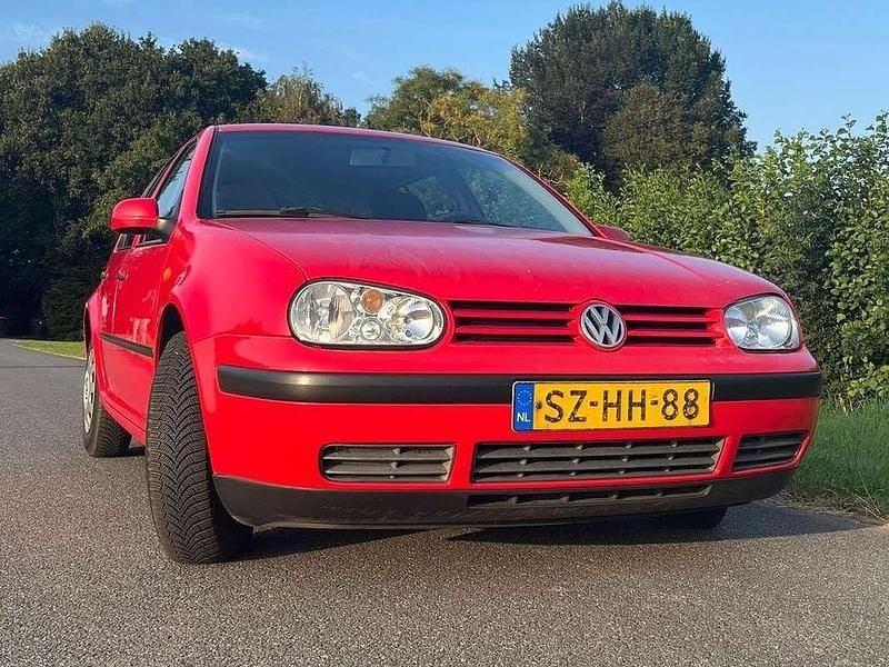 Occasion VW Golf III Trendline 75 PK (55 kW) 1998 Rood Hatchback