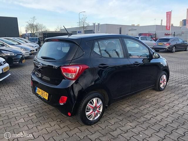 Occasion Hyundai i10 65 PK (47 kW) 2017 Zwart Hatchback