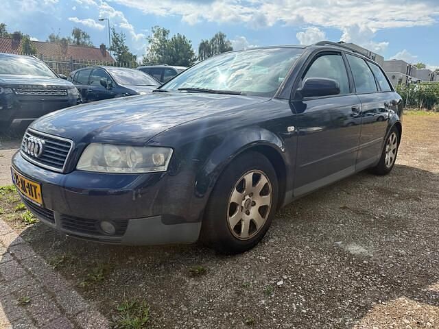 Blauw Gebruikt 2002 Audi A4 Exclusive Stationwagen | € 1.000 (Goede deal) - Afbeelding 1/4