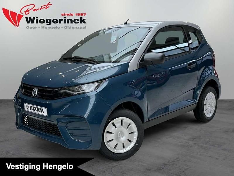 Blauw Nieuw 2025 Aixam City Pack Hatchback | € 15.709 (Eerlijke prijs) - Afbeelding 1/4