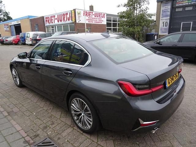 Occasion BMW 330e 2020 Grijs (metallic) Sedan