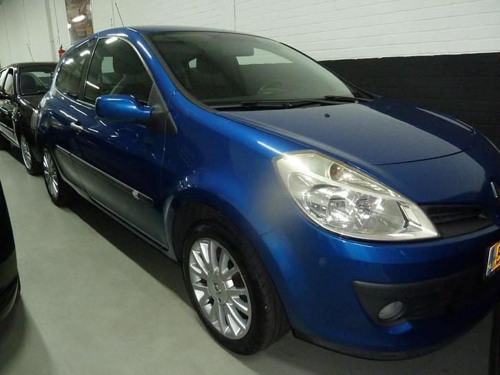 Occasion Renault Clio II Collection 75 PK (55 kW) 2009