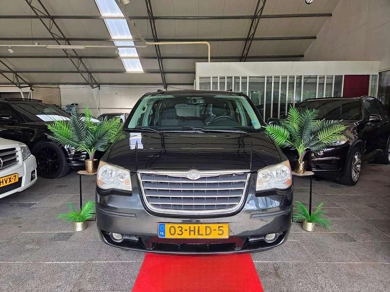 Zwart Gebruikt 2009 Chrysler Grand Voyager MPV | € 2.222 - Afbeelding 1/3