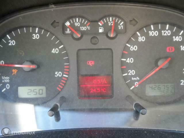 Occasion VW Golf IV 90 PK (66 kW) 2001 Grijs Hatchback