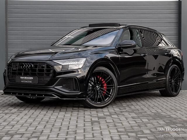 Zwart Occasion 2022 Audi Q8 S-Line SUV | € 74.990 (Iets duurder) - Afbeelding 1/3