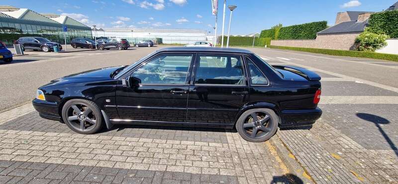 Zwart Gebruikt 1997 Volvo S70 Sedan | € 12.000 - Afbeelding 1/4