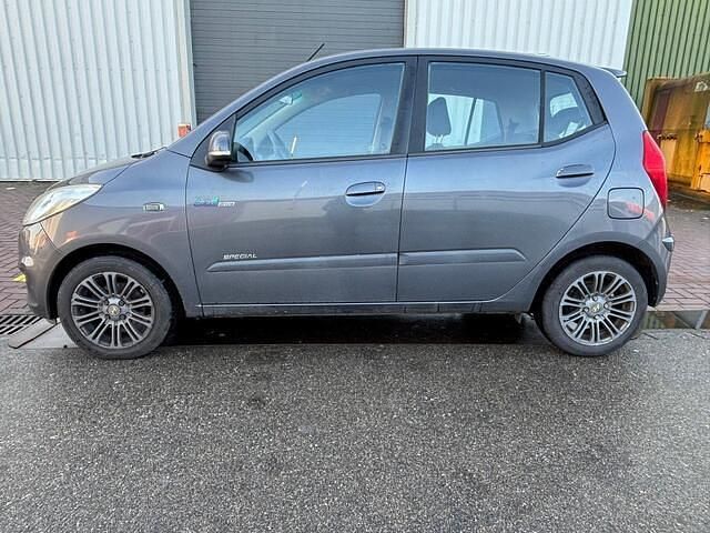 Occasion Hyundai i10 69 PK (50 kW) 2013 Grijs Hatchback