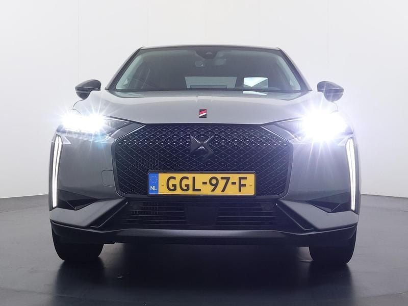 Occasion DS Automobiles DS3 Performance 131 PK (96 kW) 2024 Grijs SUV