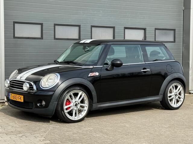 Zwart Gebruikt 2009 Mini ONE Hatchback | € 3.875 (Eerlijke prijs) - Afbeelding 1/4
