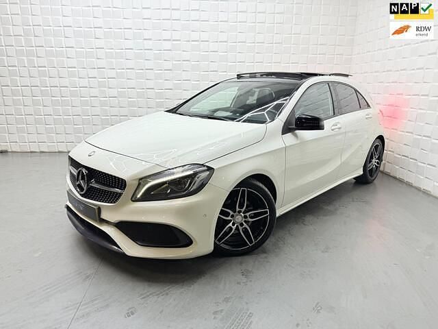 Wit Gebruikt 2017 Mercedes A160 Ambition Hatchback | € 16.949 (Iets duurder) - Afbeelding 1/4