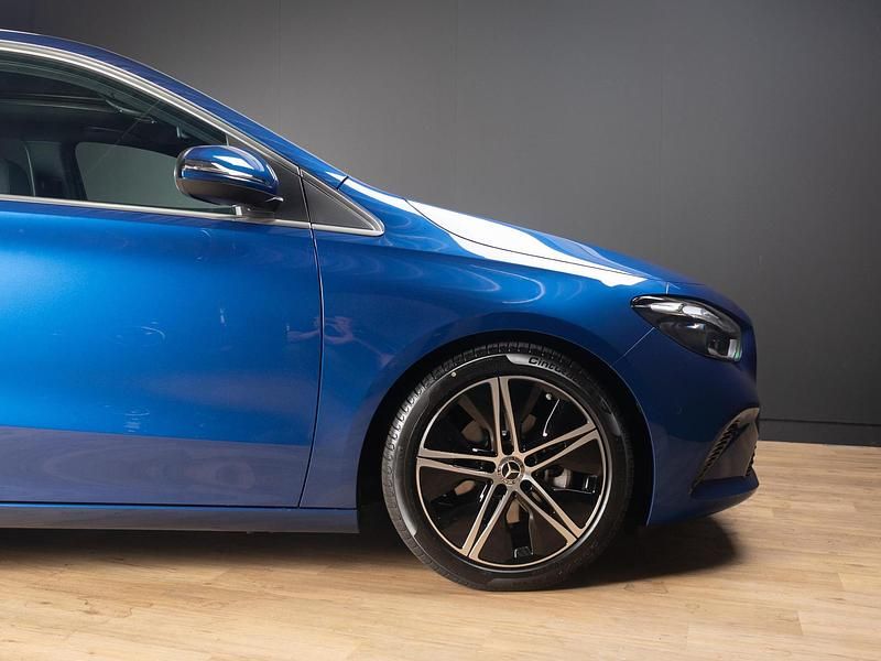 Occasion Mercedes B180 Luxury 136 PK (100 kW) 2024 Blauw MPV