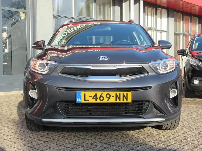 Occasion Kia Stonic 101 PK (74 kW) 2020 Grijs SUV