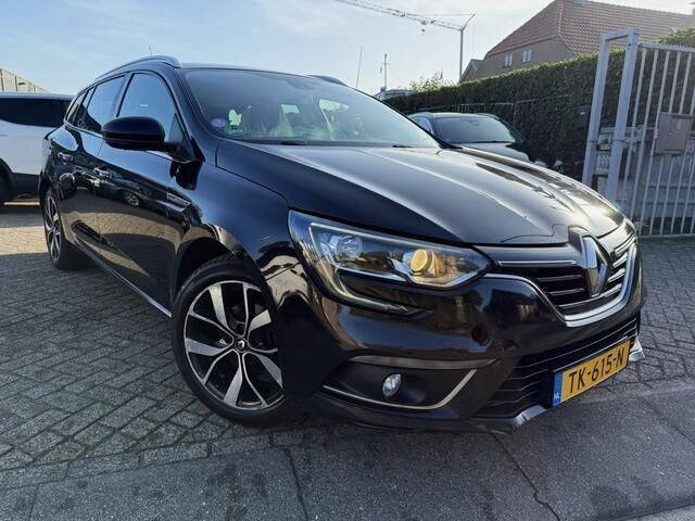 Zwart Gebruikt 2018 Renault Mégane GrandTour LIMITED Stationwagen | € 5.999 (Eerlijke prijs) - Afbeelding 1/4