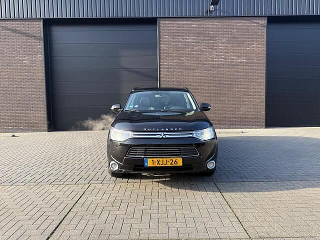 Occasion Mitsubishi Outlander Instyle 121 PK (88 kW) 2014 Zwart SUV