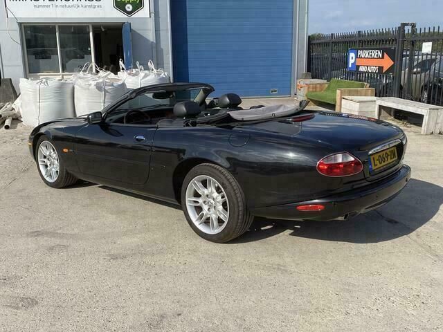 Occasion Jaguar XK8 286 PK (210 kW) 2002 Zwart, metallic lak Cabriolet