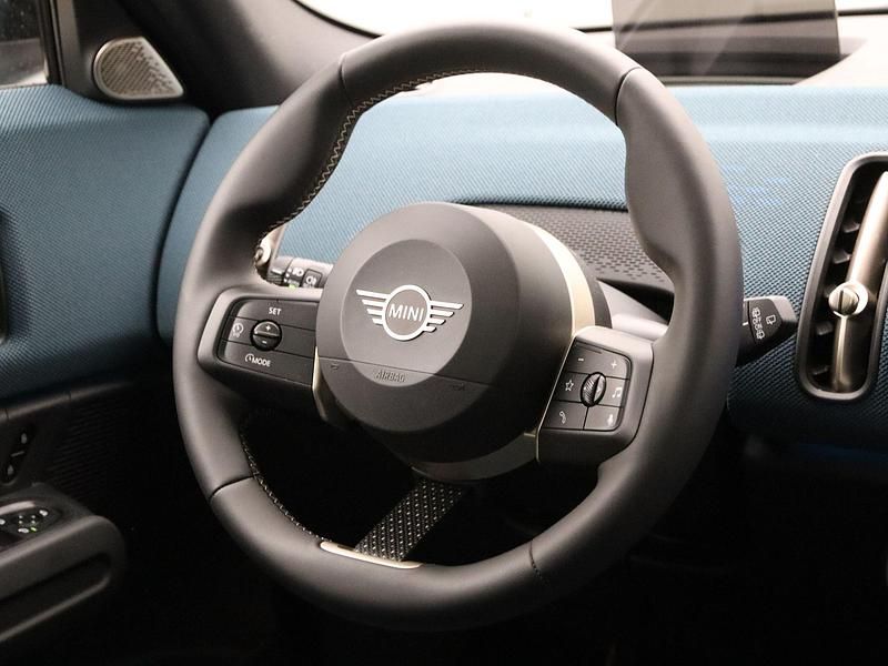 Occasion Mini Countryman Favoured 156 PK (114 kW) 2025 Grijs SUV