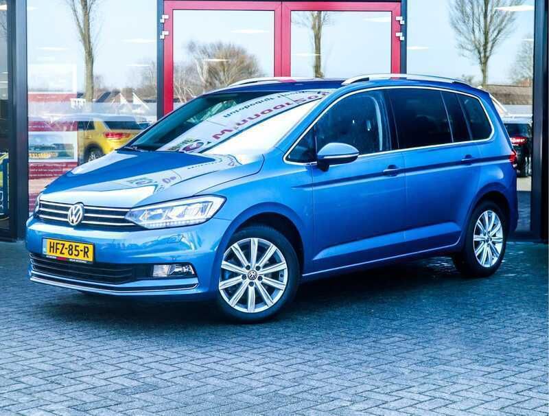 Blauw Gebruikt 2015 VW Touran Highline MPV | € 23.000 (Iets duurder) - Afbeelding 1/4