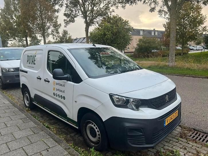 Occasion 2019 Peugeot Partner MPV | € 11.000 (Iets duurder) - Afbeelding 1/4