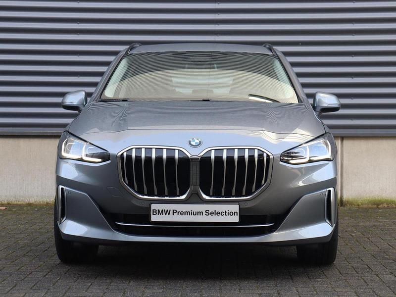 Occasion BMW 220 Active Tourer Luxury Line 170 PK (125 kW) 2025 Grijs MPV
