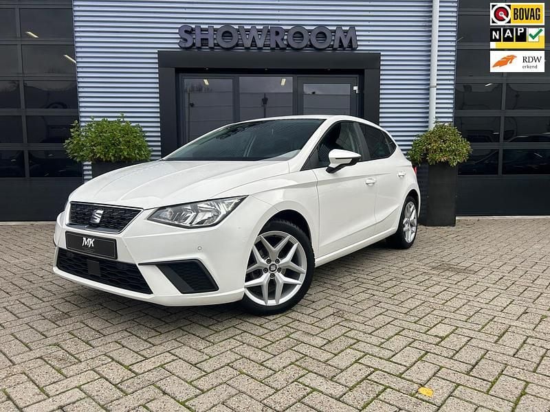 Wit Gebruikt 2019 Seat Ibiza Business Hatchback | € 13.395 (Goede deal) - Afbeelding 1/4