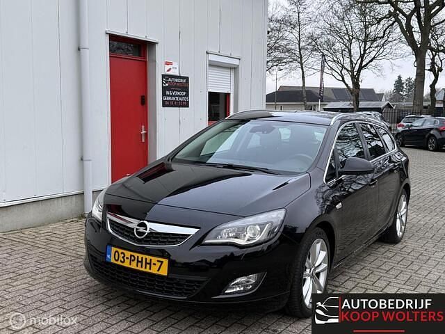 Occasion Opel Astra 140 PK (102 kW) 2011 Zwart Stationwagen