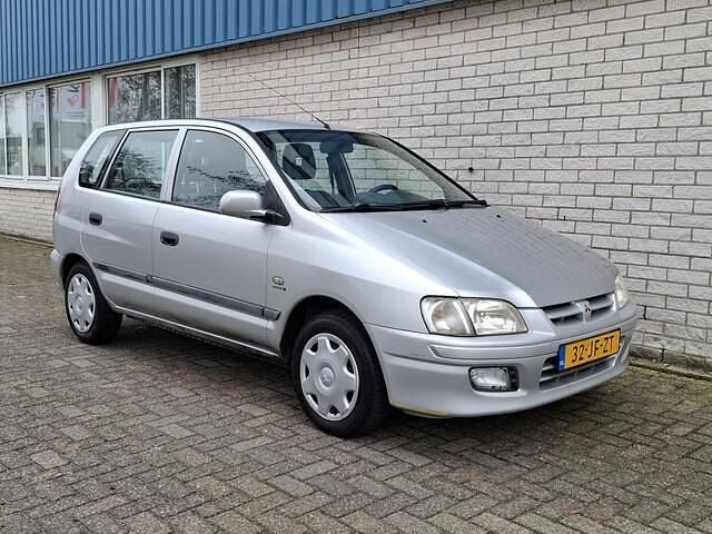 Occasion Mitsubishi Space Star 98 PK (72 kW) 2002 Grijs MPV