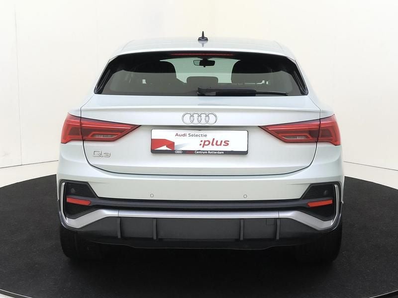 Occasion Audi Q3 Sportback Basis 245 PK (180 kW) 2021 Zilver SUV
