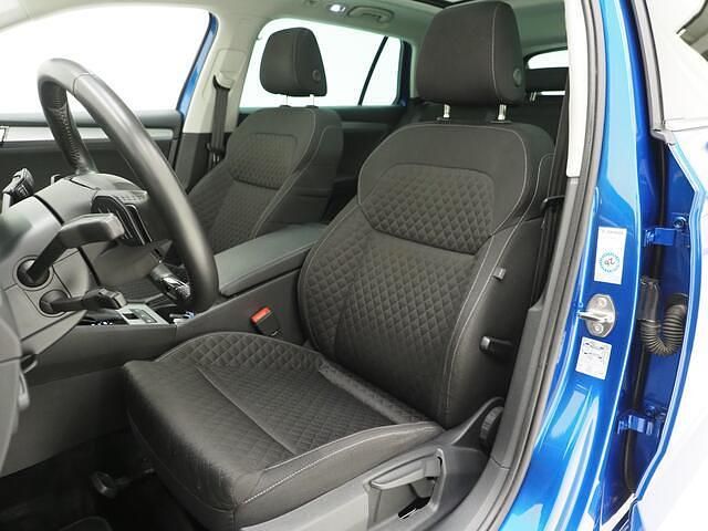 Occasion Skoda Superb 218 PK (160 kW) 2022 Blauw Stationwagen