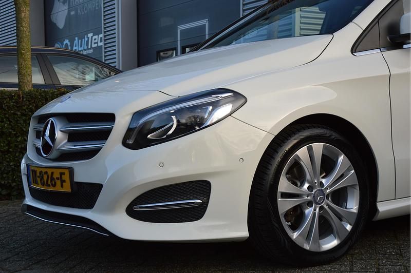 Occasion Mercedes B180 Urban 123 PK (90 kW) 2015 Wit MPV