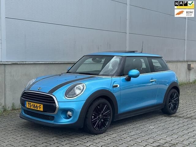 Blauw Gebruikt 2018 Mini Cooper Chili Hatchback | € 10.499 (Super prijs) - Afbeelding 1/4