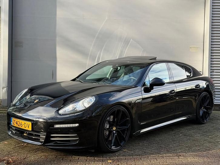 Occasion 2016 Porsche Panamera Turbo Sedan | € 39.949 - Afbeelding 1/4