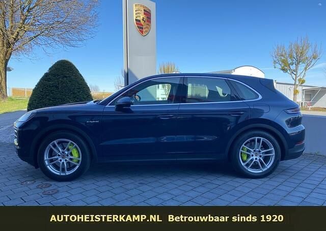 Occasion Porsche Cayenne 470 PK (345 kW) 2024 Blauw SUV