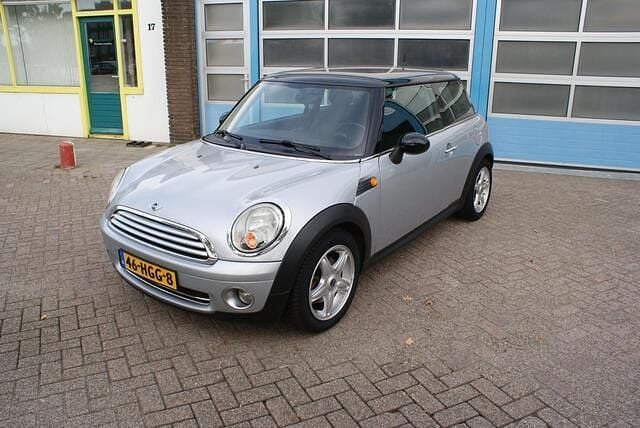 Grijs Gebruikt 2008 Mini Cooper Chili Hatchback | € 4.750 (Eerlijke prijs) - Afbeelding 1/4