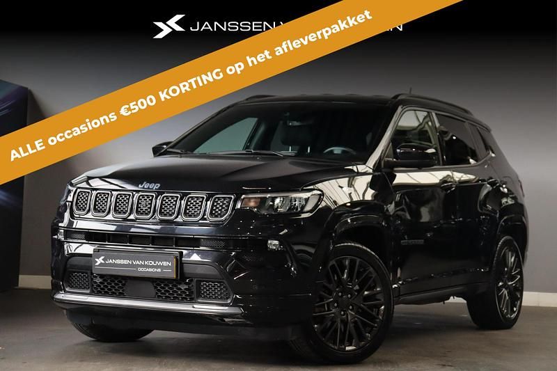 Zwart Gebruikt 2021 Jeep Compass SUV | € 26.885 (Iets duurder) - Afbeelding 1/4