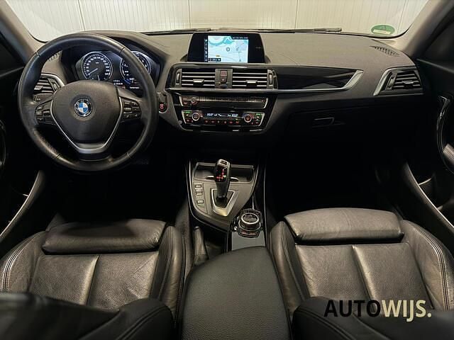 Occasion BMW 118 Executive 136 PK (100 kW) 2018 Zwart Hatchback