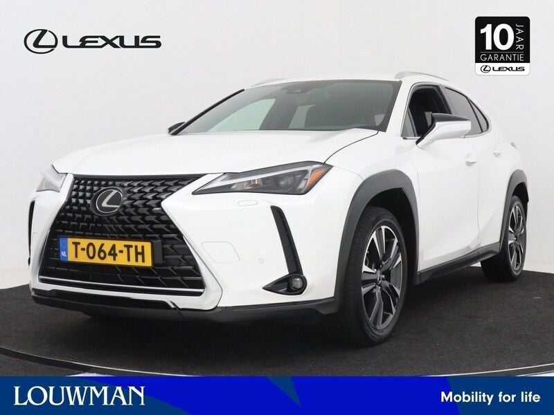 Wit, metallic lak Gebruikt 2023 Lexus UX Business Edition SUV | € 39.950 (Iets duurder) - Afbeelding 1/3