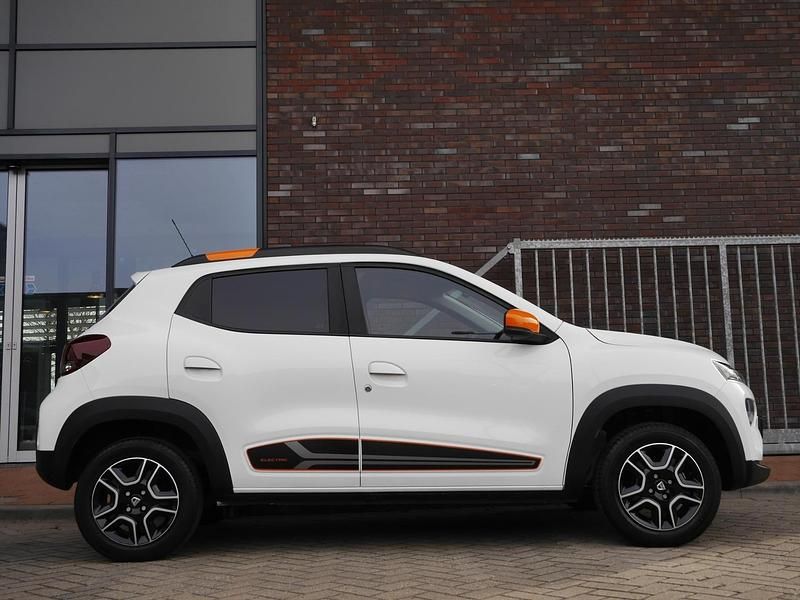 Occasion Dacia Spring Expression 30 kW (41 PK) 2024 Wit Hatchback