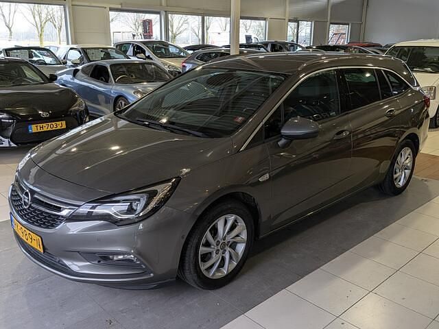 Occasion Opel Astra Innovation 105 PK (77 kW) 2017 Grijs (metallic) Stationwagen