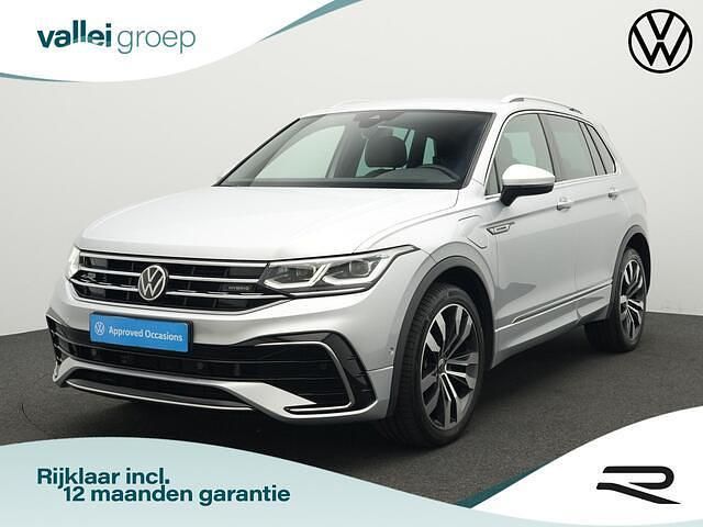 Zilver Gebruikt 2022 VW Tiguan Business SUV | € 36.450 (Eerlijke prijs) - Afbeelding 1/4