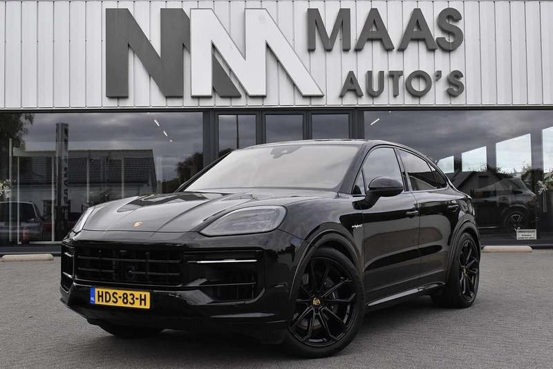 Zwart Gebruikt 2024 Porsche Cayenne SUV | € 119.950 - Afbeelding 1/4