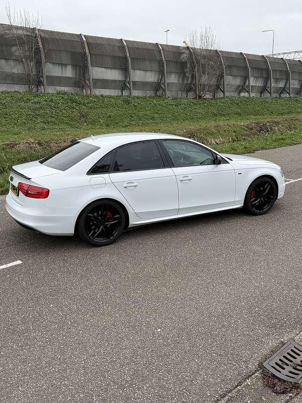Occasion Audi A4 Sport 271 PK (199 kW) 2014 Wit Sedan