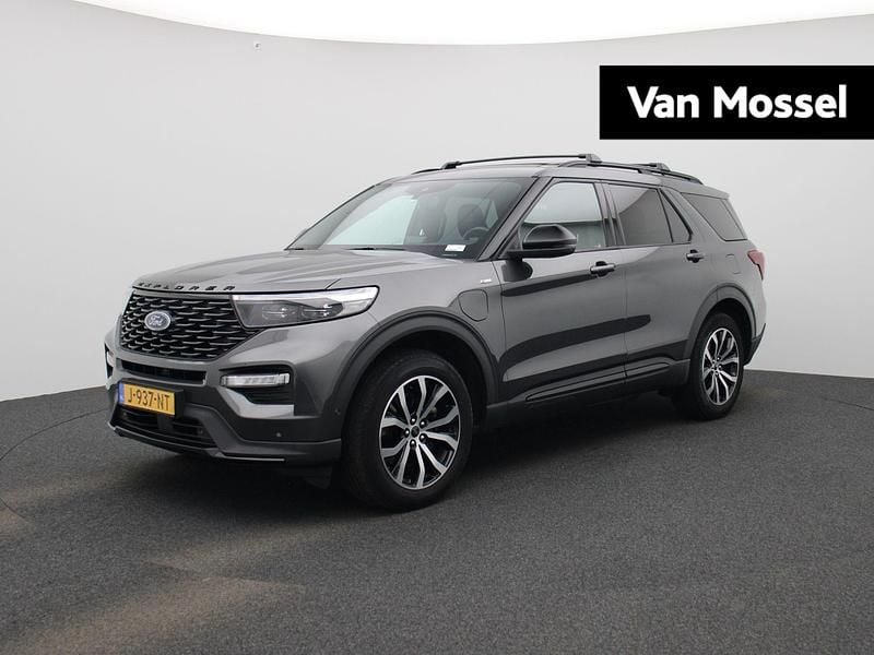 Grijs Gebruikt 2020 Ford Explorer ST-Line SUV | € 44.900 (Iets duurder) - Afbeelding 1/4