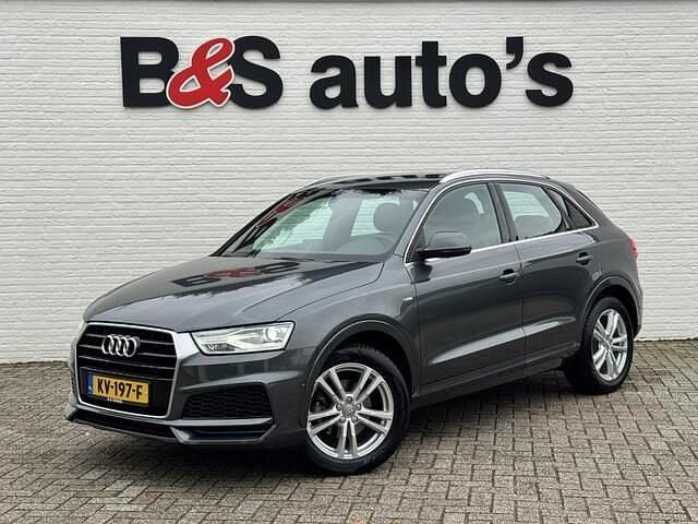 Grijs Gebruikt 2017 Audi Q3 Sport SUV | € 22.700 (Eerlijke prijs) - Afbeelding 1/4