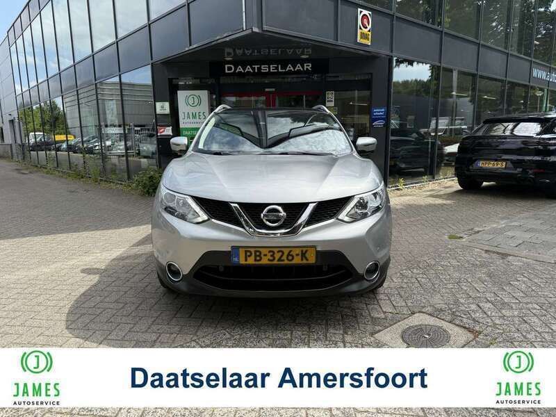 Grijs Gebruikt 2017 Nissan Qashqai N-Connecta SUV | € 13.944 (Eerlijke prijs) - Afbeelding 1/4