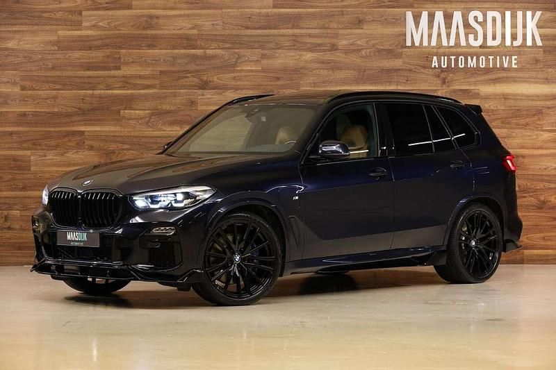 Zwart, metallic lak Gebruikt 2021 BMW X5 M Performance SUV | € 65.740 - Afbeelding 1/3