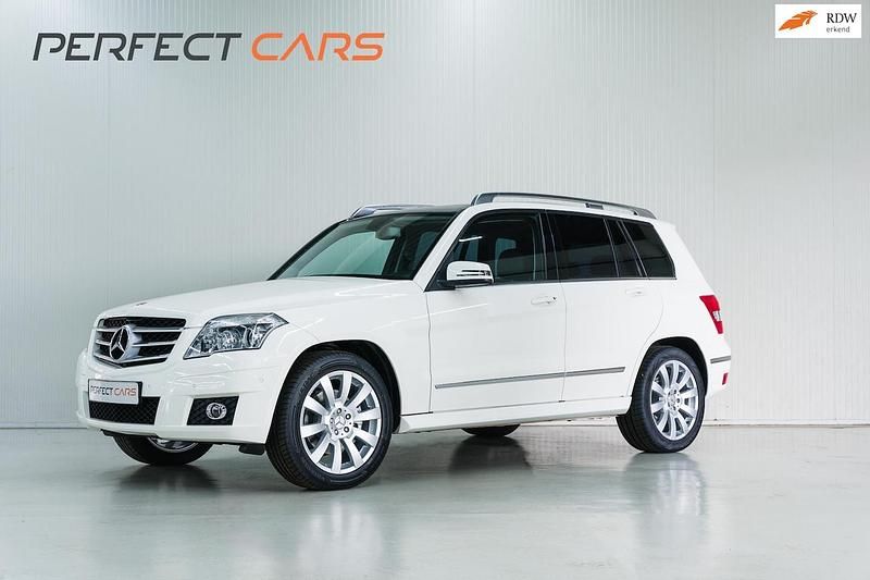Wit Occasion 2009 Mercedes GLK280 SUV | € 27.120 - Afbeelding 1/4