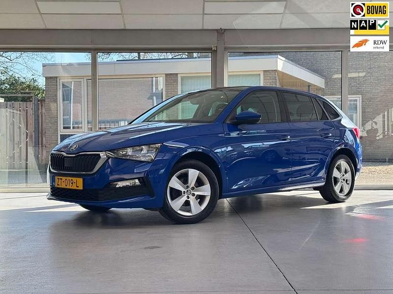 Occasion Skoda Scala Ambition 116 PK (85 kW) 2019 Blauw Hatchback