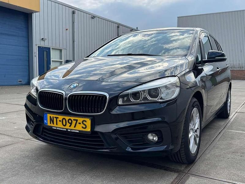 Zwart Occasion 2017 BMW 216 Gran Tourer Executive MPV | € 7.450 (Super prijs) - Afbeelding 1/4