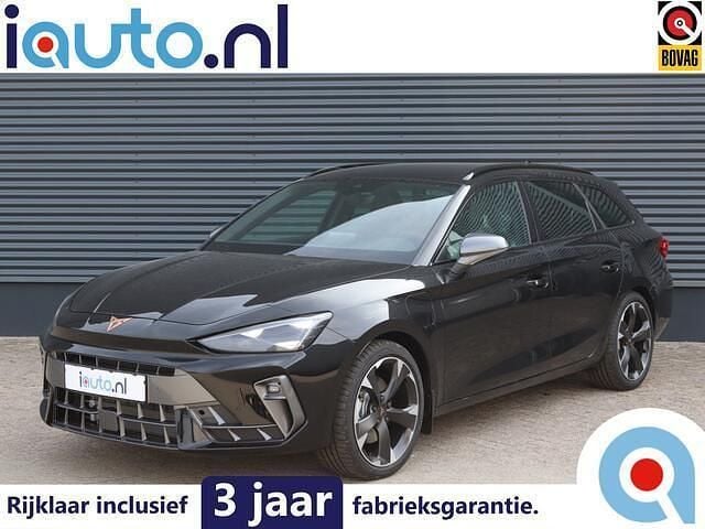 Zwart, metallic lak Nieuw 2025 Cupra Leon Stationwagen | € 43.745 (Goede deal) - Afbeelding 1/4