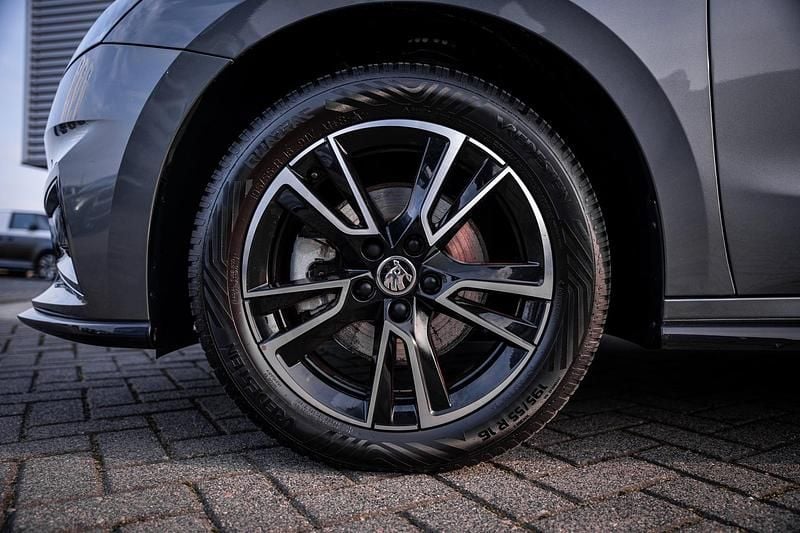 Occasion Skoda Fabia Monte Carlo 2024 Grijs Hatchback